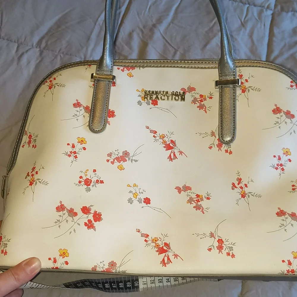 Kenneth Cole Reaction Floral Purse - Picture 15 of 15